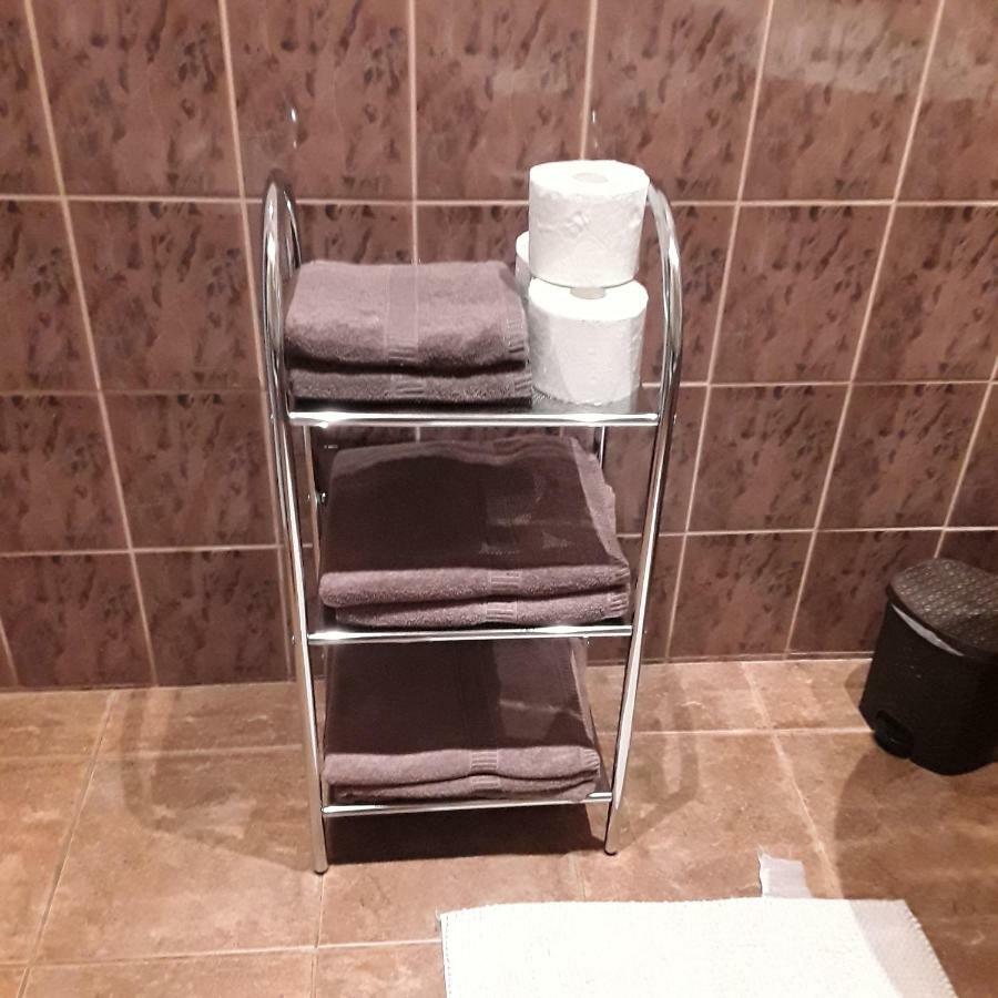Civis Gold Apartman Debrecen Eksteriør bilde